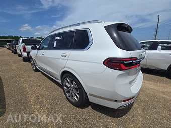 2026 BMW X7 xDrive40i – miniatura 6