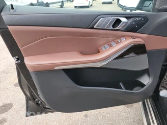 2026 BMW X7 xDrive40i – miniatura 9