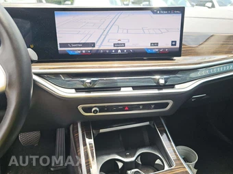 2026 BMW X7 xDrive40i – miniatura 10