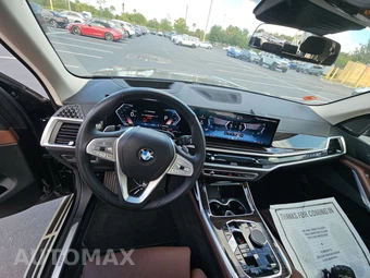 2026 BMW X7 xDrive40i – miniatura 17