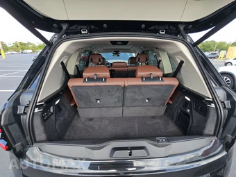 2026 BMW X7 xDrive40i – miniatura 24