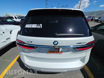 2026 BMW X7 xDrive40i – miniatura 5