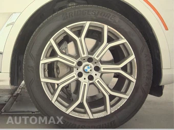 2026 BMW X7 xDrive40i – miniatura 10