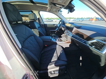 2026 BMW X7 xDrive40i – miniatura 14