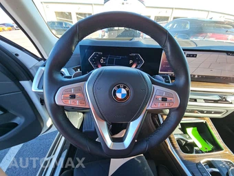 2026 BMW X7 xDrive40i – miniatura 16