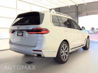 2026 BMW X7 xDrive40i – miniatura 5