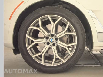 2026 BMW X7 xDrive40i – miniatura 9