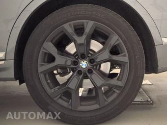 2026 BMW X7 xDrive40i – miniatura 12