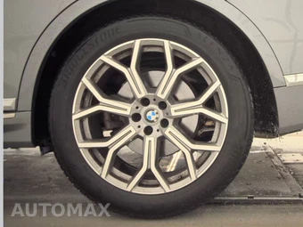 2026 BMW X7 xDrive40i – miniatura 12