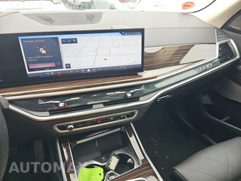 2026 BMW X7 xDrive40i – miniatura 17