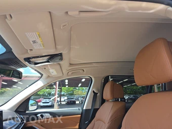 2026 BMW X7 xDrive40i - miniatura 21