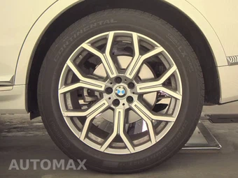 2026 BMW X7 xDrive40i – miniatura 12