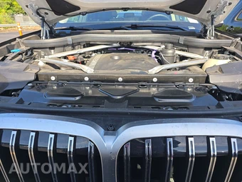 2026 BMW X7 xDrive40i – miniatura 23