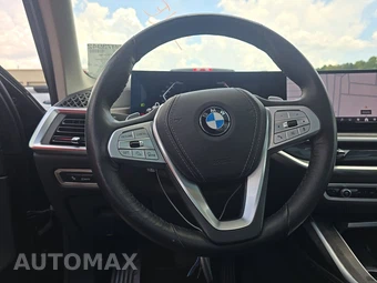 2026 BMW X7 xDrive40i - miniatura 16