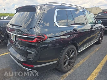 2026 BMW X7 xDrive40i - miniatura 5