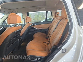 2026 BMW X7 xDrive40i – miniatura 13