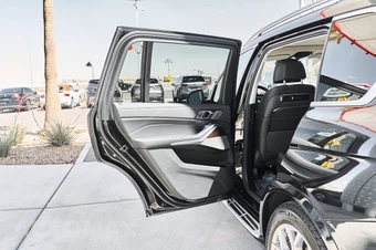 2026 BMW X7 xDrive40i - miniatura 13