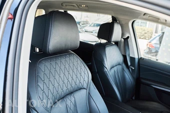2026 BMW X7 xDrive40i - miniatura 40