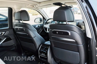 2026 BMW X7 xDrive40i - miniatura 42