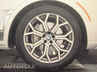 2026 BMW X7 xDrive40i – miniatura 10
