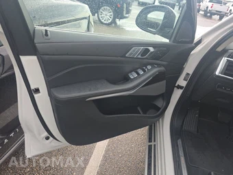 2026 BMW X7 xDrive40i – miniatura 15