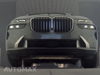 2026 BMW X7 xDrive40i - miniatura 3