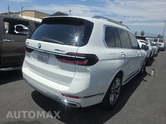 2026 BMW X7 xDrive40i - miniatura 4
