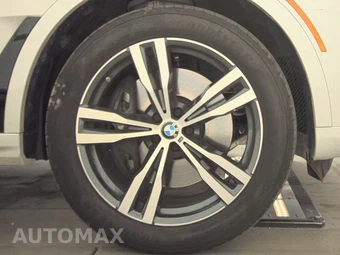 2026 BMW X7 xDrive40i M SPORT LINE - miniatura 10