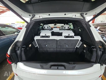 2026 BMW X7 xDrive40i M SPORT LINE - miniatura 24