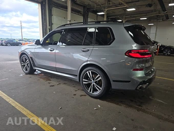 2026 BMW X7 xDrive40i M SPORT LINE - miniatura 6