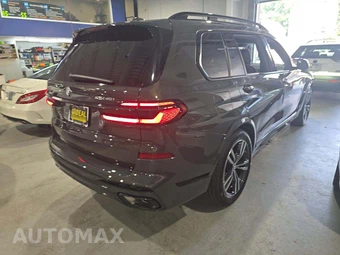 2026 BMW X7 xDrive40i M SPORT LINE - miniatura 3