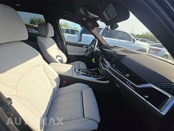 2026 BMW X7 xDrive40i M SPORT LINE - miniatura 8