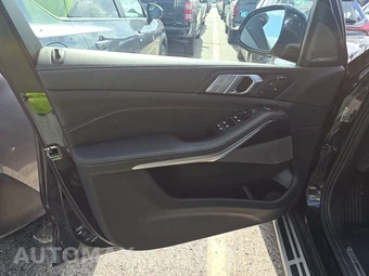 2026 BMW X7 xDrive40i M SPORT LINE – miniatura 9