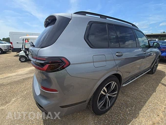 2026 BMW X7 xDrive40i M SPORT LINE - miniatura 4