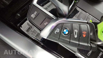 2026 BMW Z4 Roadster sDrive30i - miniatura 23