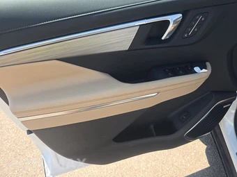 2026 Buick Enclave Preferred 1SD - miniatura 9