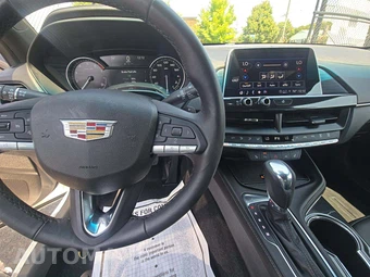 2026 Cadillac CT4 Luxury 1SB - miniatura 10