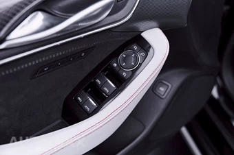 2026 Cadillac CT5-V Blackwing 1SV - miniatura 51
