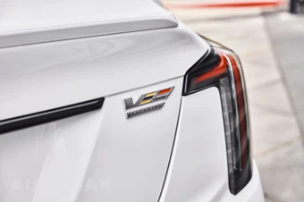 2026 Cadillac CT5-V Blackwing 1SV - miniatura 12