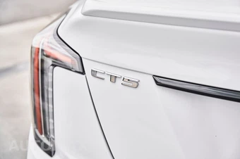 2026 Cadillac CT5-V Blackwing 1SV - miniatura 13