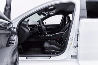 2026 Cadillac CT5-V Blackwing 1SV - miniatura 46