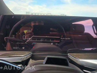 2026 Cadillac Escalade ESV Luxury 1SB - miniatura 9