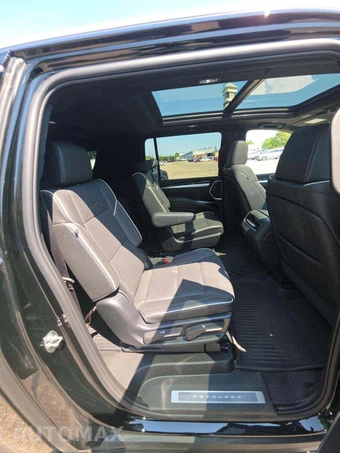 2026 Cadillac Escalade ESV Luxury 1SB - miniatura 14