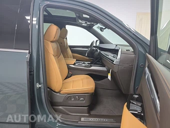 2026 Cadillac Escalade ESV Luxury 1SB - miniatura 8