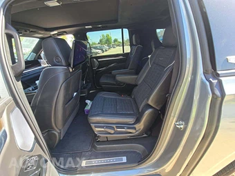 2026 Cadillac Escalade ESV Platinum Sport 1SH - miniatura 13