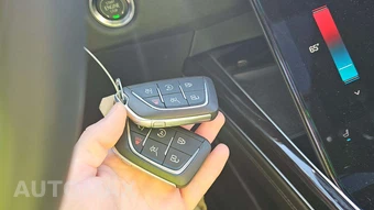 2026 Cadillac Escalade ESV Sport 1SC - miniatura 19