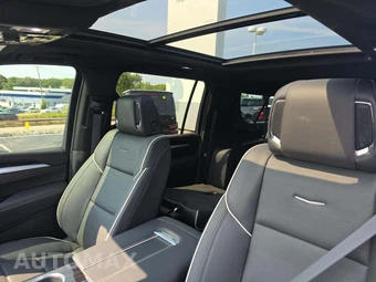 2026 Cadillac Escalade ESV Sport 1SC - miniatura 11