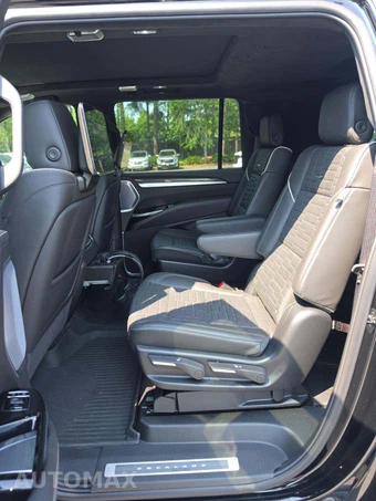 2026 Cadillac Escalade ESV V-Series 1SD - miniatura 13