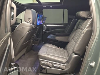 2026 Cadillac Escalade ESV V-Series 1SD - miniatura 13
