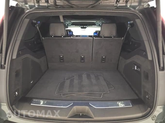 2026 Cadillac Escalade ESV V-Series 1SD - miniatura 17